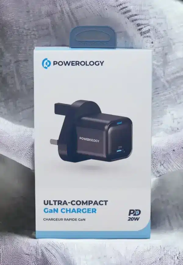 POWEROLOGY ULTRA-COMPACT GAN CHARGER | PD 20W